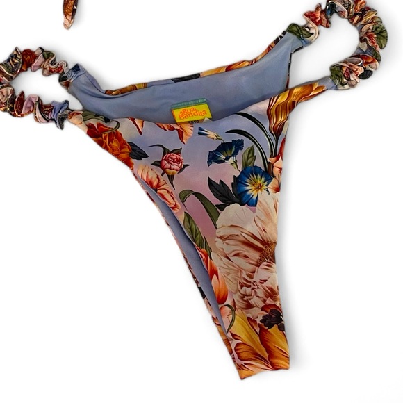 Agua Bendita Floral Bikini Size Small/Medium - Picture 4 of 8